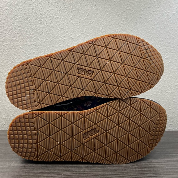 Womens Anna Sui X Teva Ember Mid Quilted Sneakers Sz 8 - Picture 7 of 9